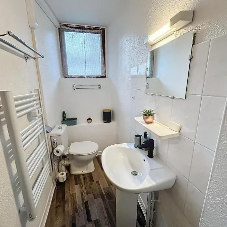 Pèlerin Serein Pour Séniors, Climatisé à 10 Minutes Sanctuaire Et Gare Apartamento Lourdes